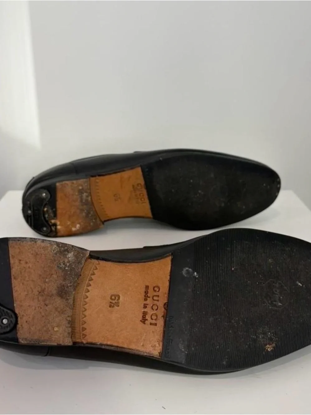Gucci Jordan Black Leather Horsebit Loafers with Gold-Tone Hardware